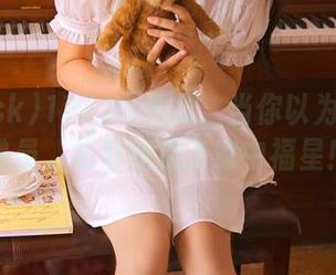 177.sk视频：当你以为只是快递员，结果变成了家中福星！