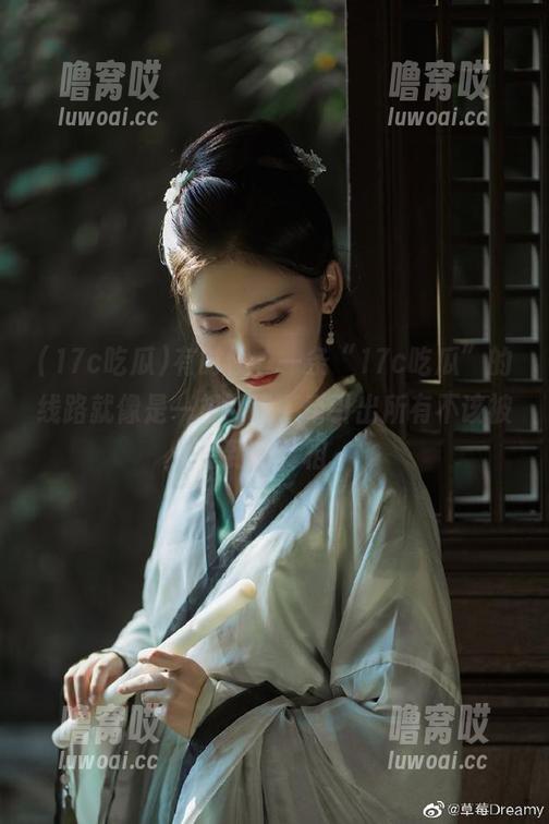 有时候，一条“17c吃瓜”的线路就像是一根引线，牵引出所有不该被看到的真相～