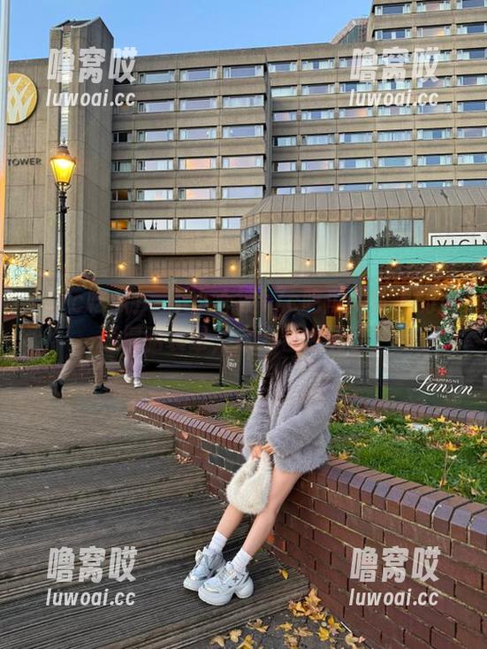17c吃瓜 一不小心被17c吃瓜网址上的瓜砸得脑袋晕,这内容太坑了!