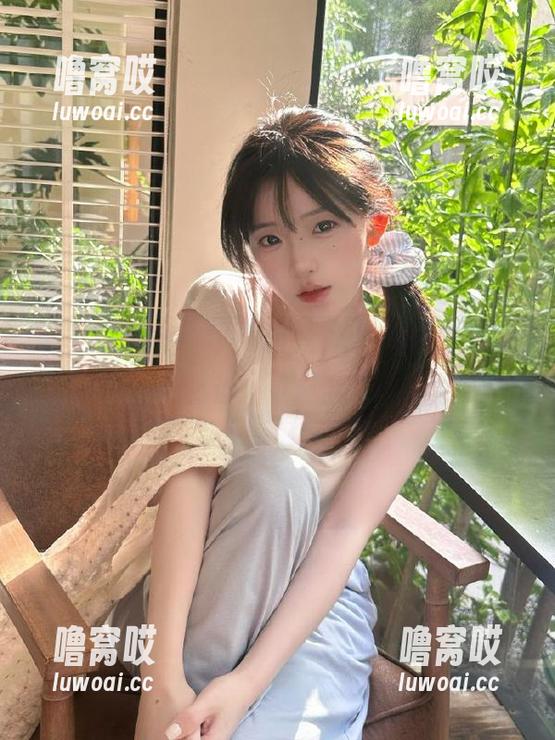 17吃瓜网 在“17吃瓜网”混日子,那可比追剧过瘾多了!