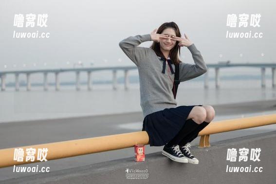一条新鲜瓜，分享给好朋友，51app正在加班为你招来热闹！