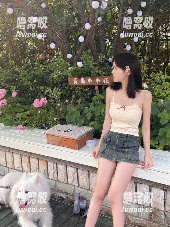 就爱在51吃瓜翻黑料网的资源，娱乐圈的某些花边真有意思