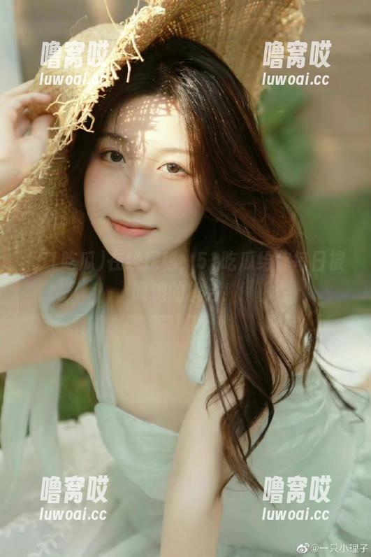 在线探秘，51吃瓜给你每日被喂饱的机会！