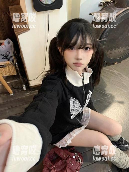 首页刷屏：又是“51黑料网”，挖出来的都是沉默的马路游魂？