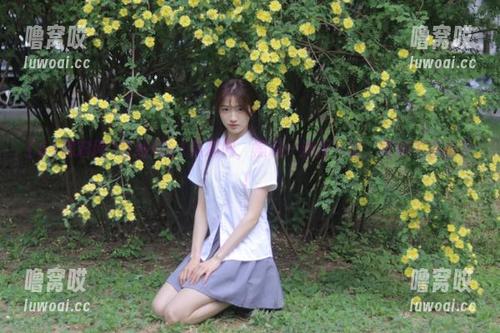 在线刷51黑料网，黑料一波接一波，吃得不亦乐乎！