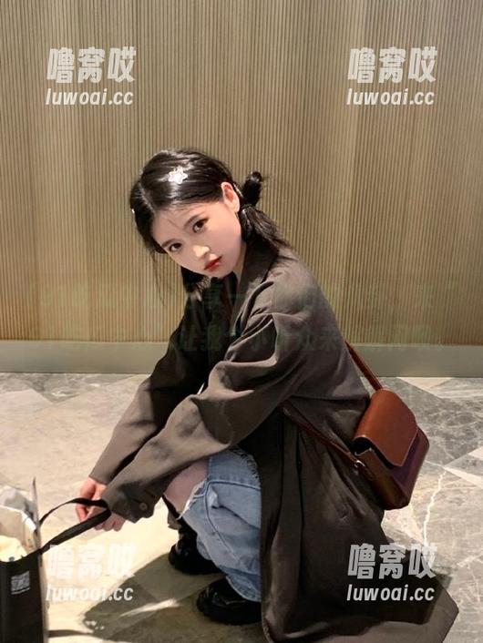 分享一下你们的八卦，来“91吃瓜中心”让我个小听众来解解闷呗。