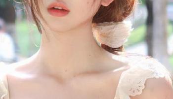 这次观看hlw，似乎又会让我感到一阵莫名的尴尬。