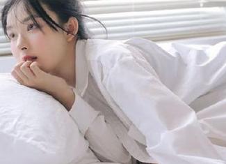 当hlw轻量版iOS下载里蹦出“分享”选项时，我暗自期待着一波奇妙的瓜圈！