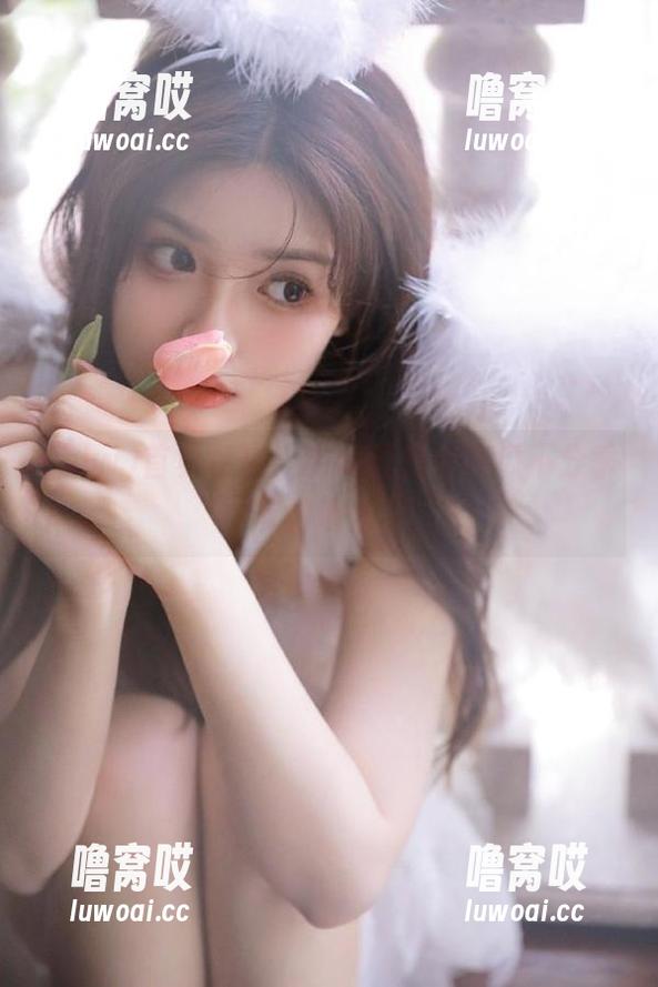 首页特供，hlw真是个吃瓜不分季节的地方。