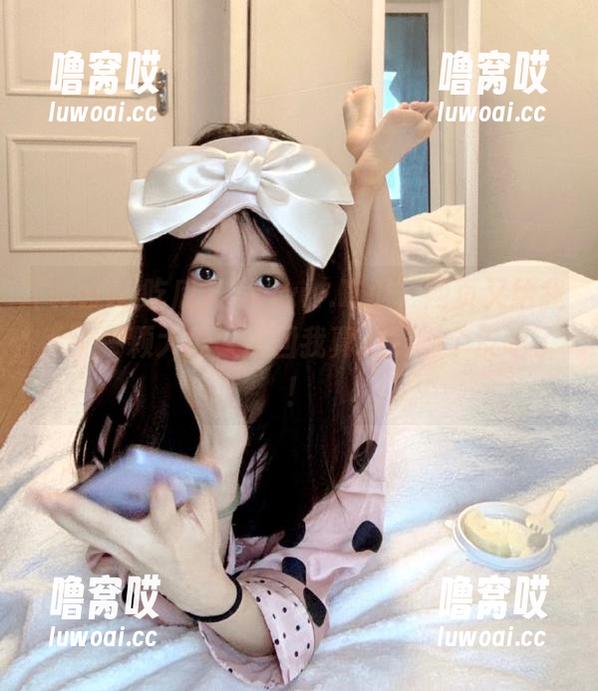 “www.吃瓜”网页又给我丢了一颗大瓜，这回我真心要削个皮吃了！