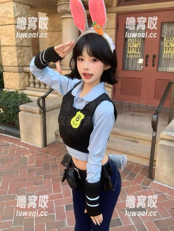 点开“导航”，直通五一吃瓜网，今天又有新鲜的事儿等着你呢。