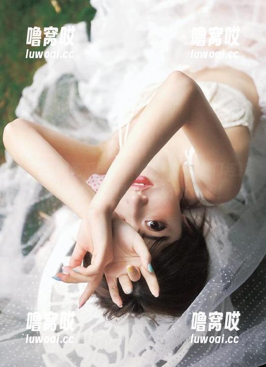 吃瓜网的神秘入口，传送门连接着你的吃瓜旅程，穿越不止一步！