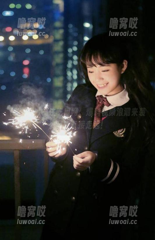 关注吃瓜网，爆料视频浪潮来袭，网址直接走起！