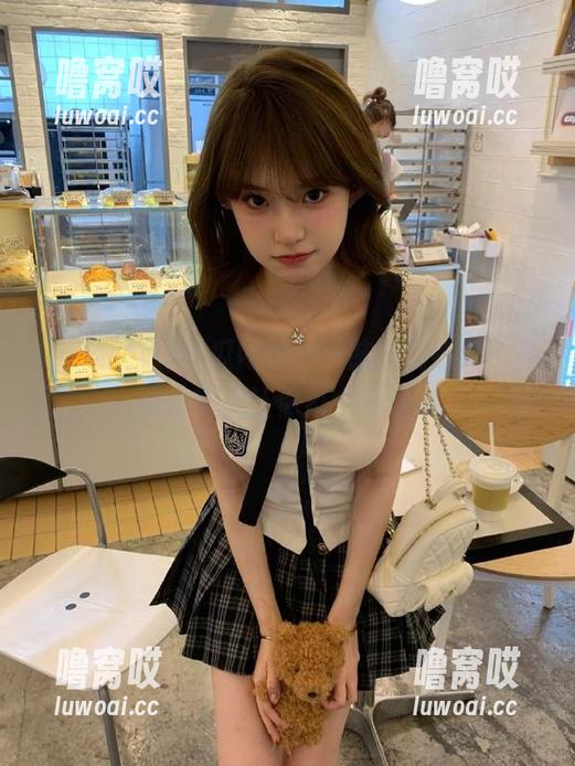 吃瓜网址——脑汁发热时，免费的热搜让你逛个不停。