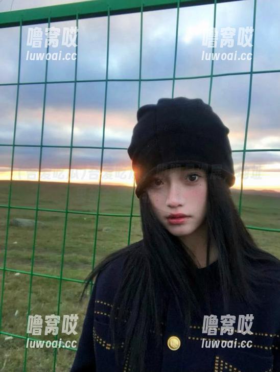 吾爱吃瓜，明明是漫展，地址里却全是“非主流”...