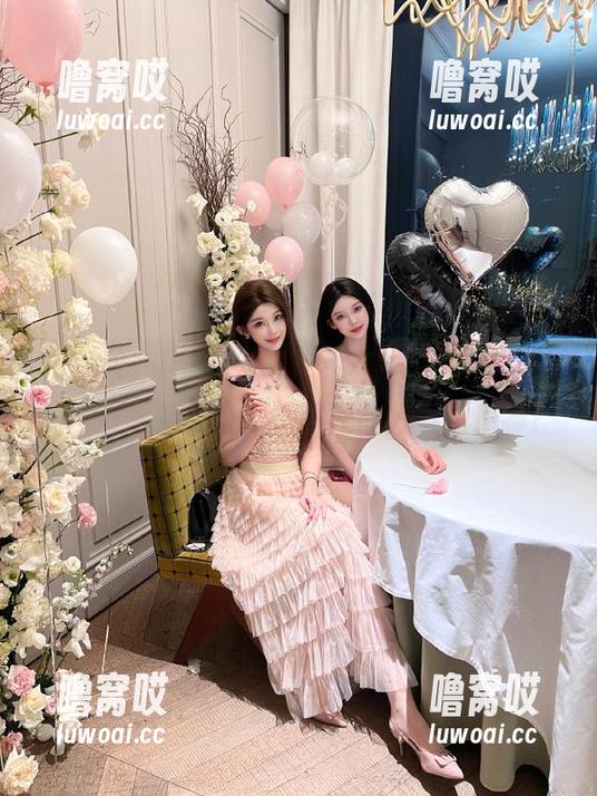 你绝对想不到，“我要吃瓜网”下载后会让你变成聚光灯下的瓜神！