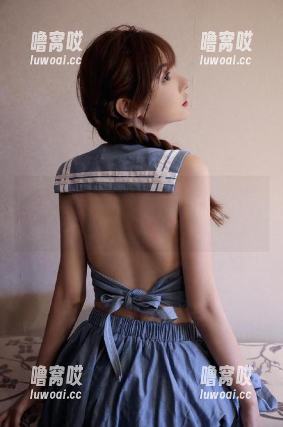 视频传来那一瞬间，黑料不打烊，心里默念：小心吧，别让瓜子掉了！
