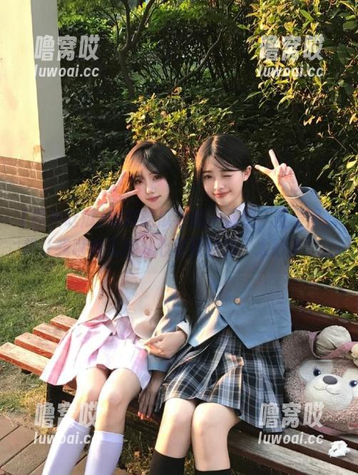 黑料吃瓜导航一百次，反差黑料却让我瞬间无言，心里默默地“太妙了”。