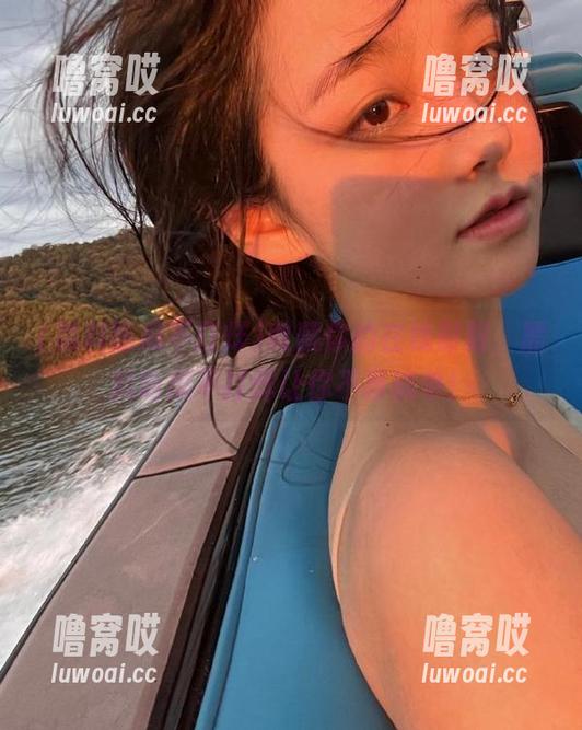 收藏你的在线时刻，黑料吃瓜不打烊让你不再孤单！