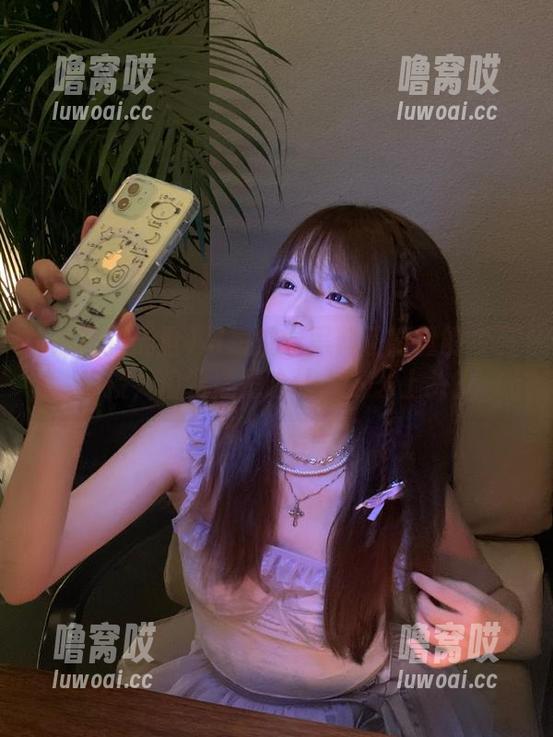 很想观看黑料正能量的今日热搜，但到底是啥让人这么上头？