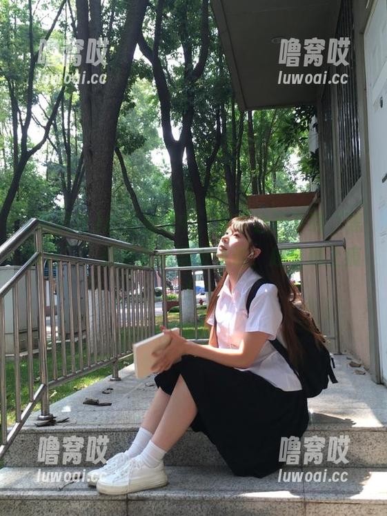 心跳加速中，安卓也能下载“黑料社”，感觉就像翻页小说，越看越上瘾！