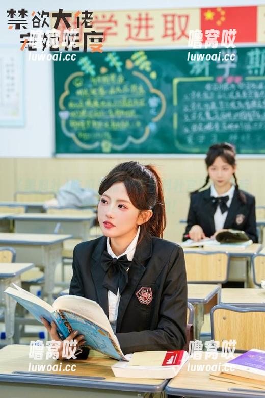 吃瓜日常：在黑料社官网被门后的乐趣，你懂的！