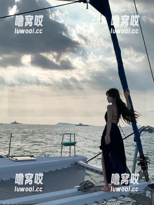 黑料网 黑料网的夜宵——ios用户见证不打烊的瓜田!