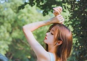想在热门事件中摸摸黑？直走传送门，到黑料网！