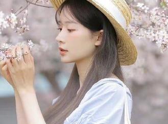 吃瓜不怕被嘲，毕竟“黑料网曝”今天的链接，孔雀开屏般精彩！